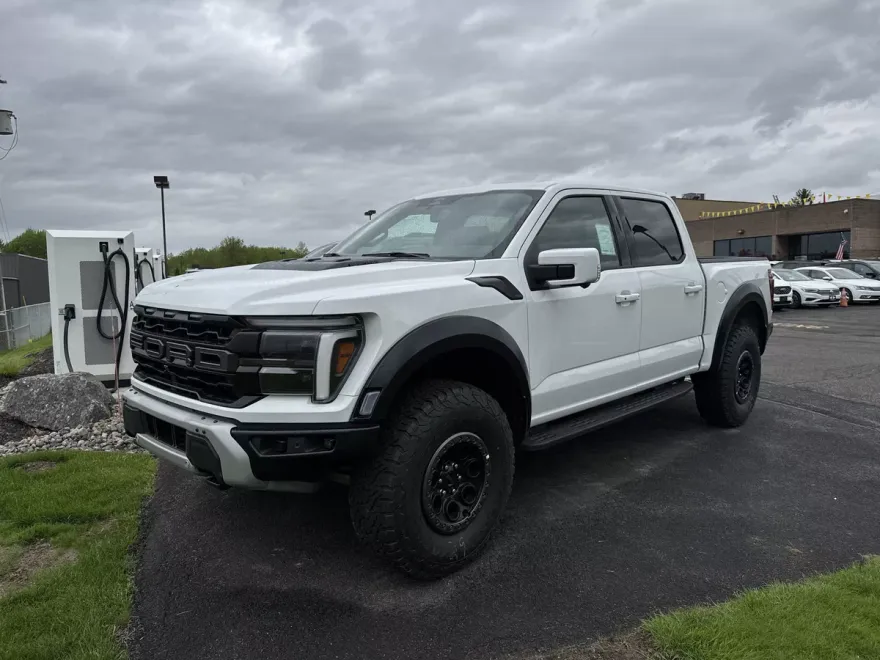 2025 Ford F-150 Raptor photo 1