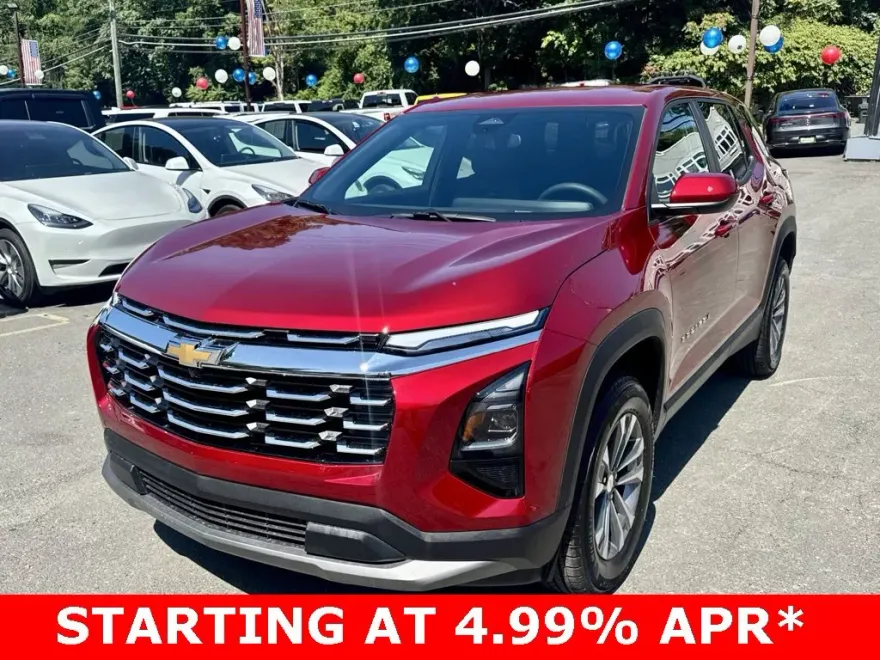 2026 Chevrolet Equinox LT photo 1