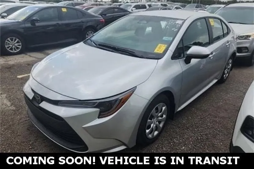 2024 Toyota Corolla LE photo 1