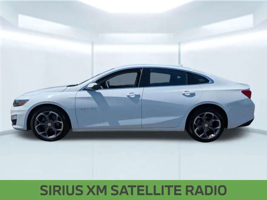 2023 Chevrolet Malibu 1LT photo 1