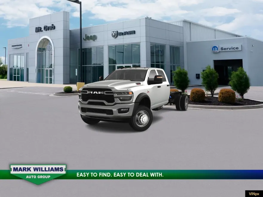 2025 Ram 5500 Tradesman photo 1