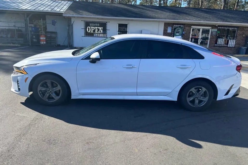 2021 Kia K5 LXS photo 1