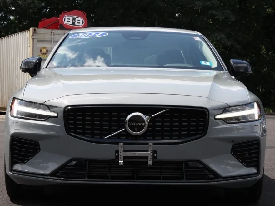 2024 Volvo S60 Recharge Ultimate photo 1