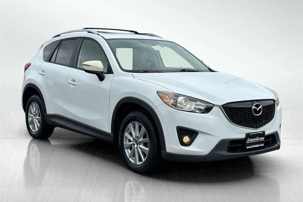 2015 Mazda CX-5 Touring photo 1