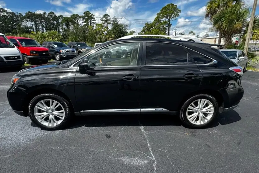 2011 Lexus RX 450h photo 1