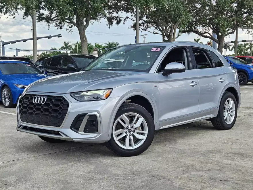 2023 Audi Q5 45 S line Premium photo 1