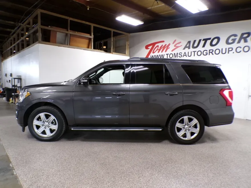 2019 Ford Expedition XLT photo 1