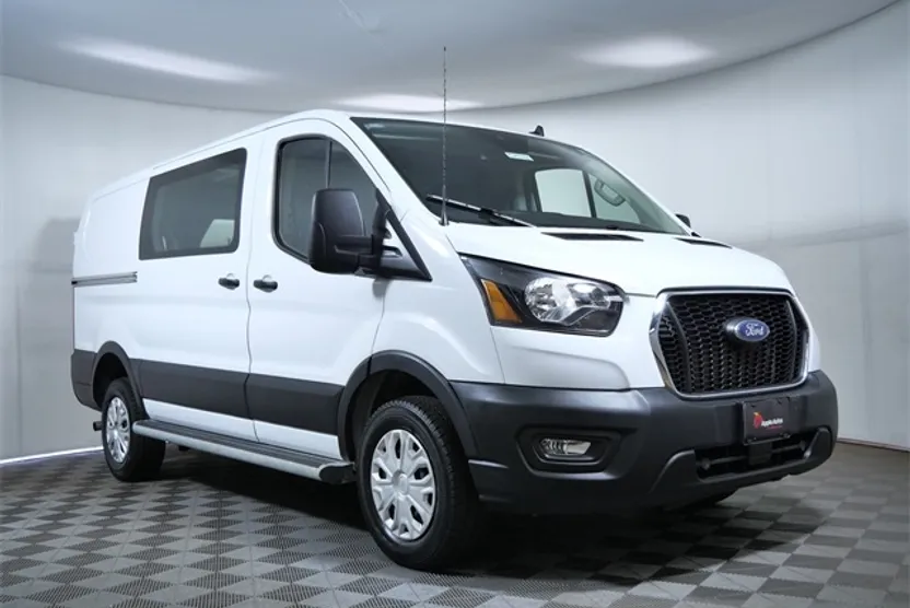 2023 Ford Transit photo 1