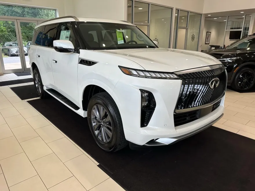 2026 Infiniti QX80 Pure photo 1