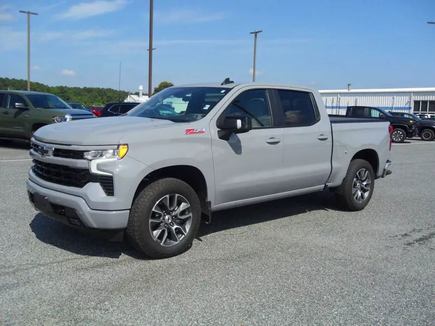 2025 Chevrolet Silverado 1500 RST photo 1