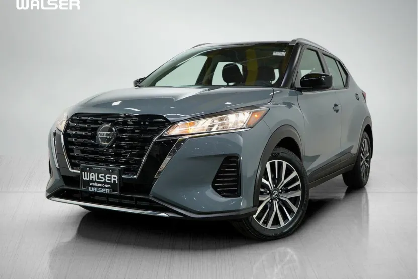 2021 Nissan Kicks SV photo 1