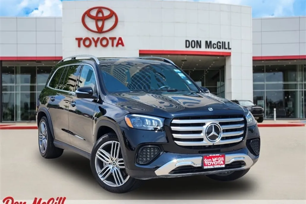 2024 Mercedes Benz GLS 450 photo 1