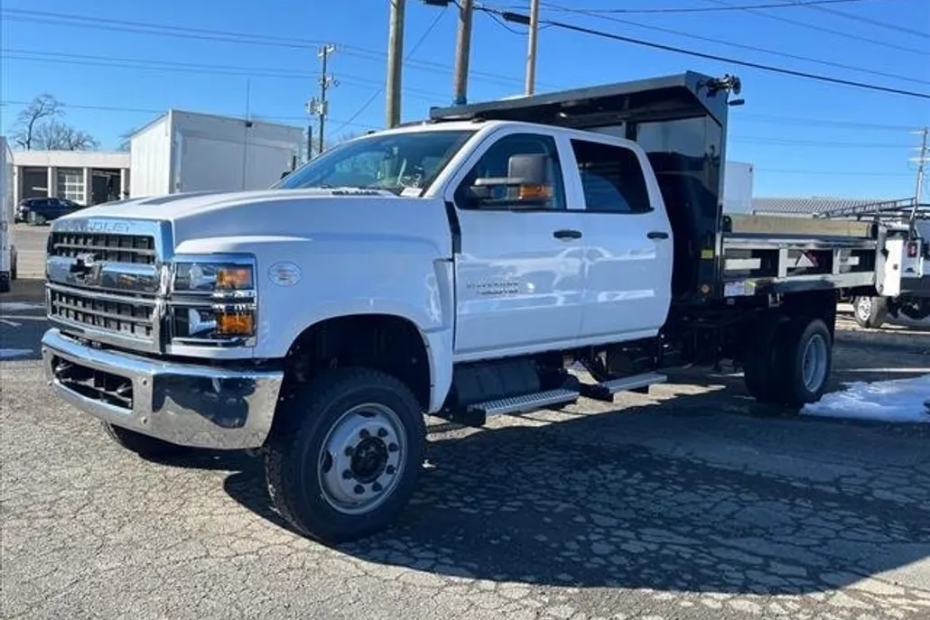 2024 Chevrolet Silverado 4500HD Work Truck photo 1