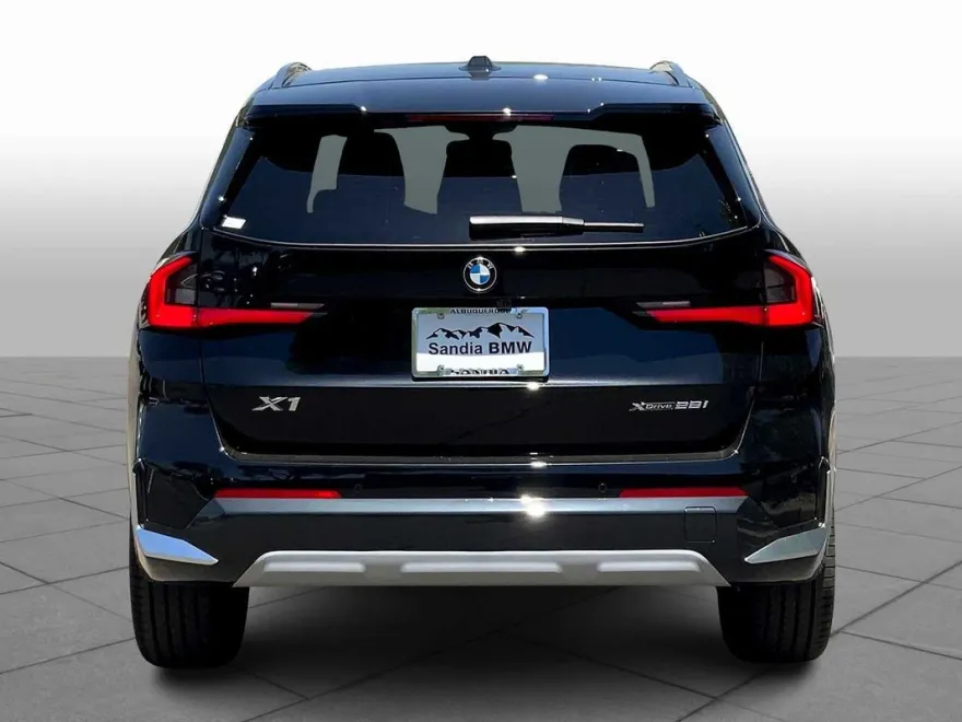 2025 Bmw X1 XDrive28i photo 1