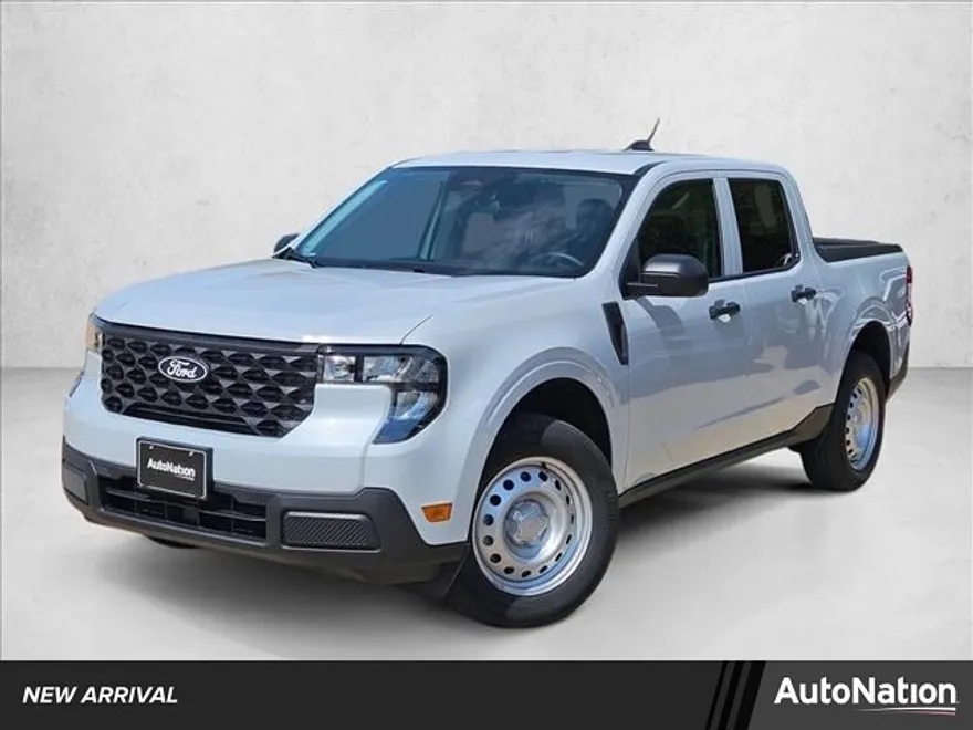 2025 Ford Maverick XL photo 1