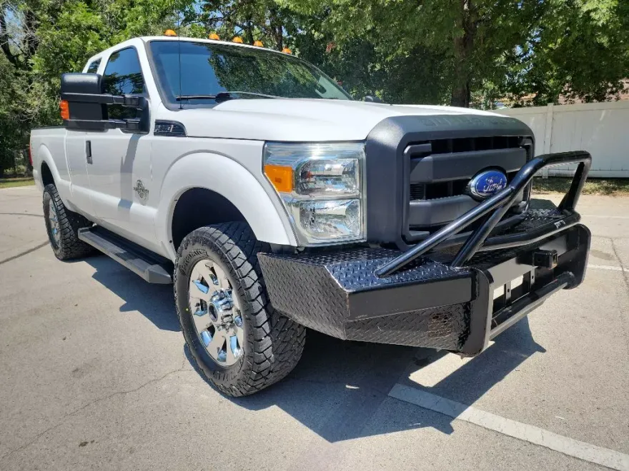 2016 Ford F-250 XLT photo 1