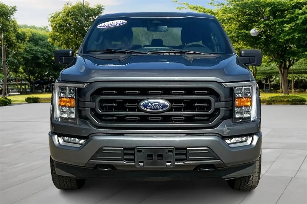 2023 Ford F-150 XLT photo 1