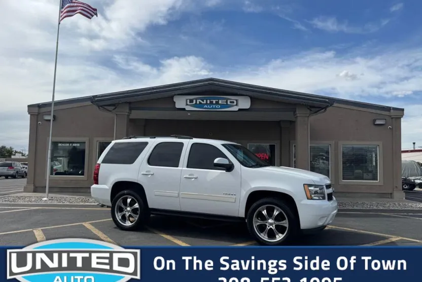 2012 Chevrolet Tahoe LS photo 1