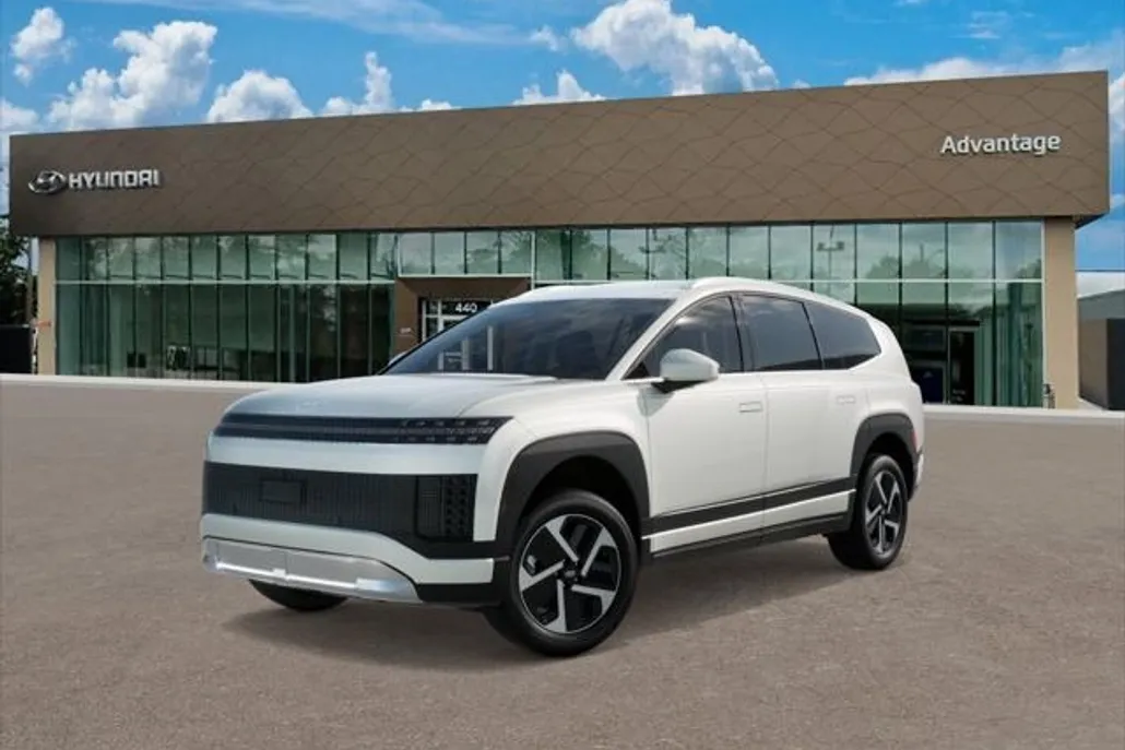 2026 Hyundai Ioniq photo 1