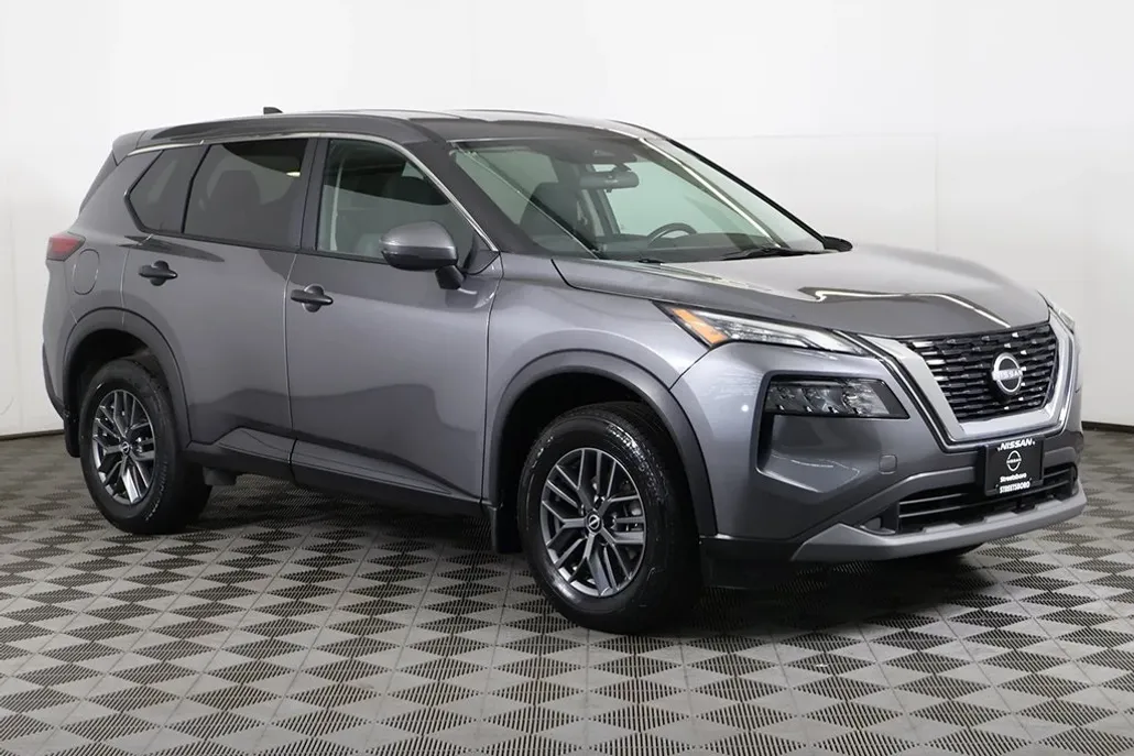 2022 Nissan Rogue S photo 1