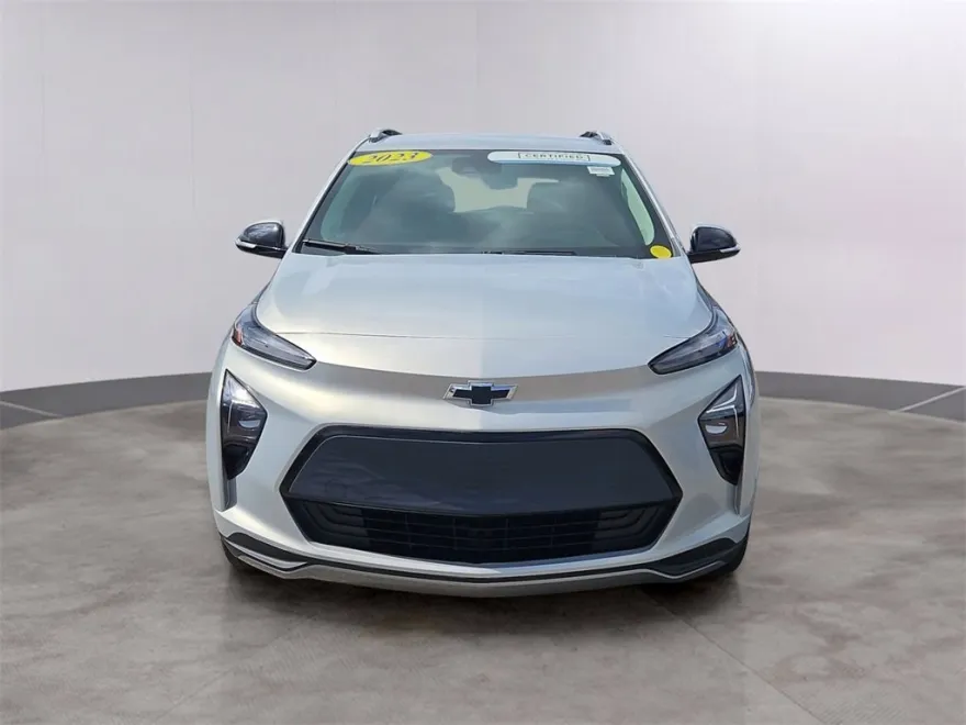 2023 Chevrolet Bolt EUV photo 1