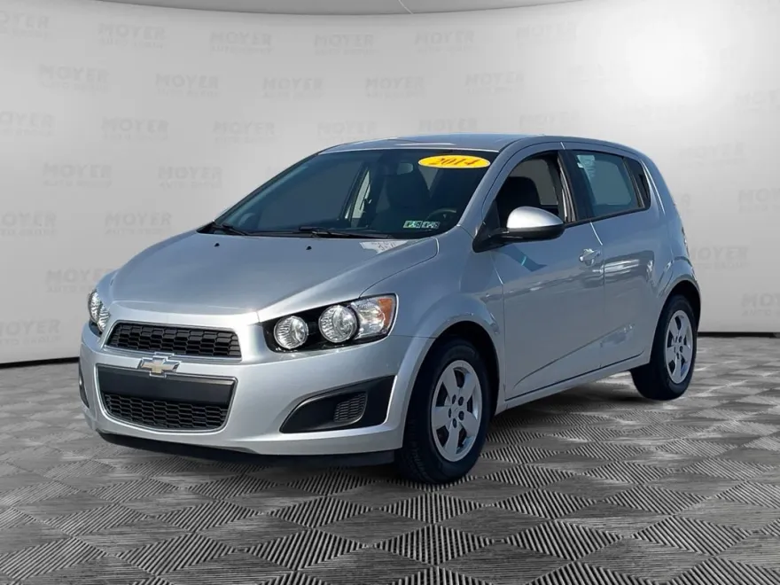 2014 Chevrolet Sonic LS photo 1