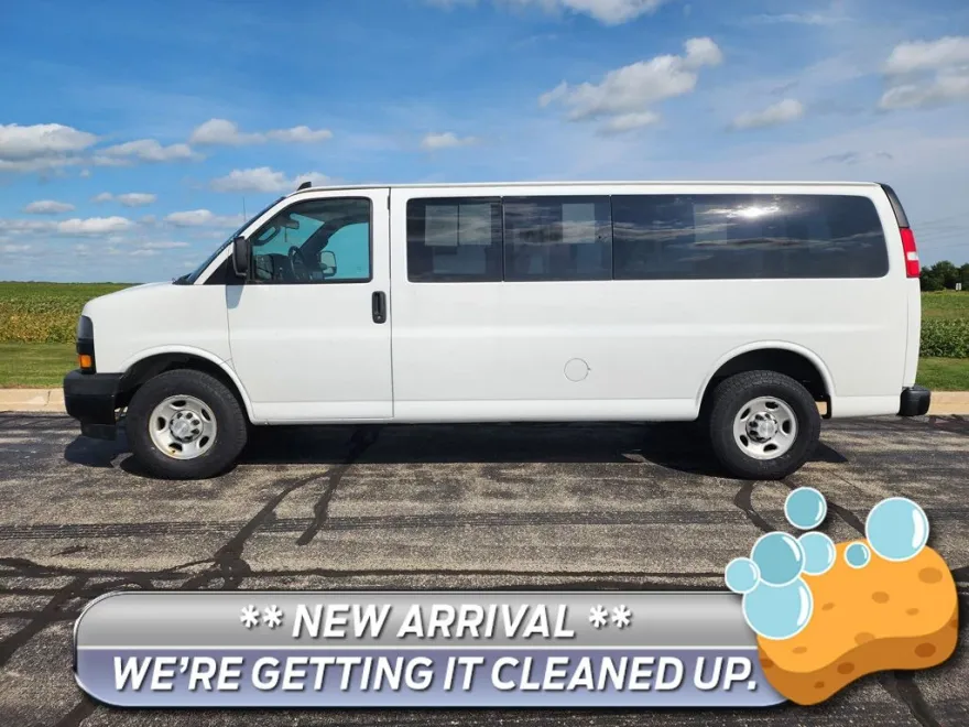 2019 Chevrolet Express 3500 LS Passenger Van photo 1