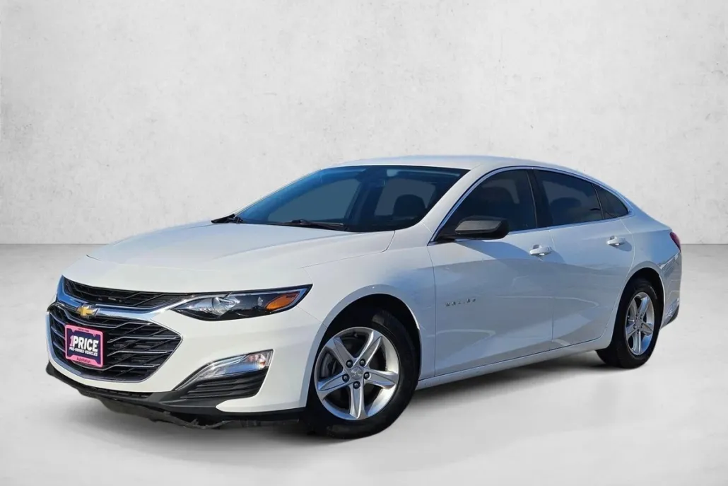2020 Chevrolet Malibu LS photo 1