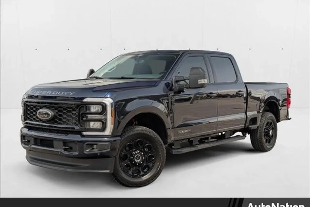 2025 Ford F-250 Lariat photo 1
