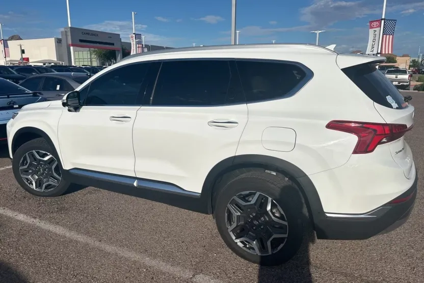 2023 Hyundai Santa Fe Limited photo 1