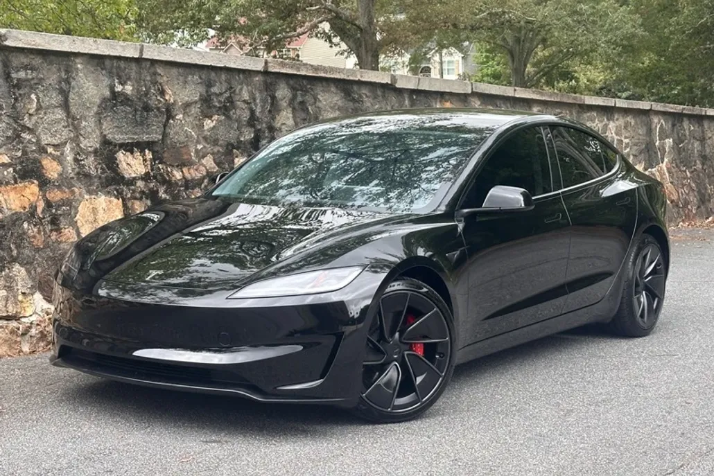 2024 Tesla Model 3 Performance photo 1
