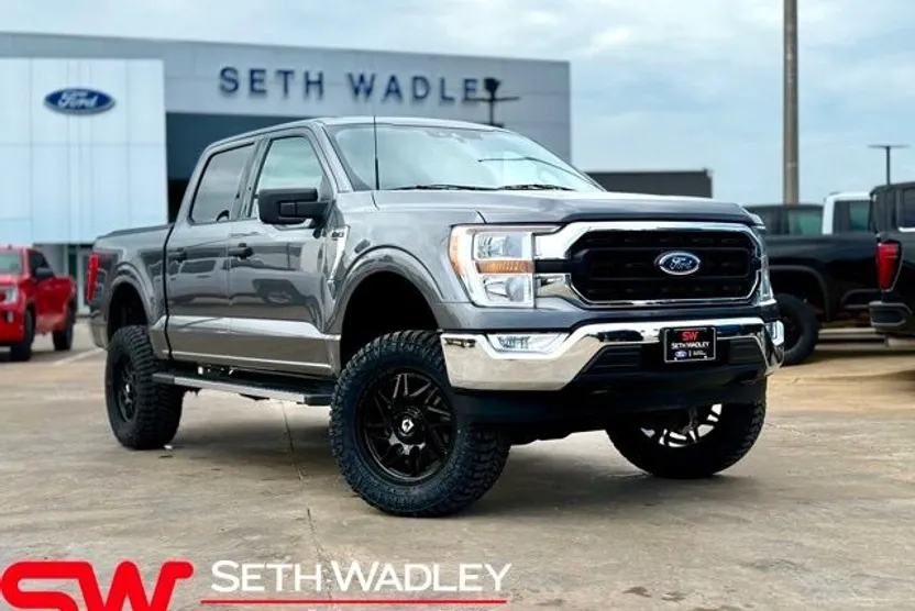 2021 Ford F-150 XLT photo 1