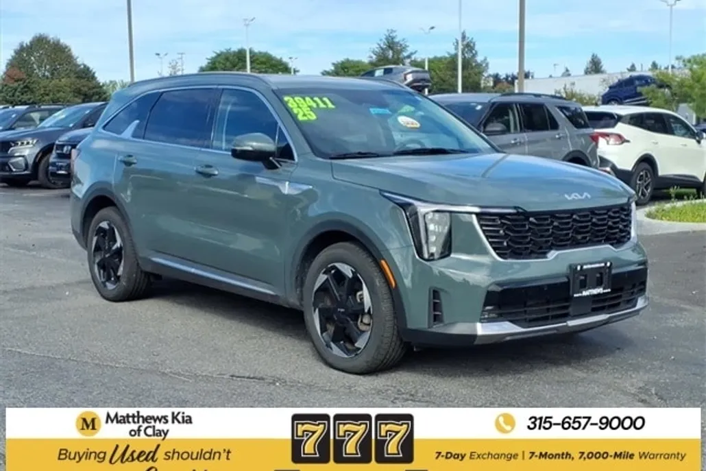 2025 Kia Sorento Hybrid EX photo 1