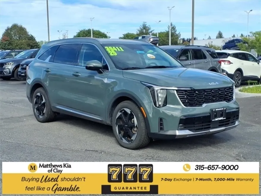 2025 Kia Sorento Hybrid EX photo 1