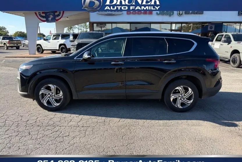 2023 Hyundai Santa Fe SEL photo 1