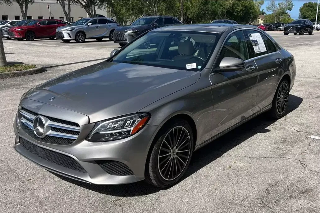 2021 Mercedes Benz C Sedan photo 1