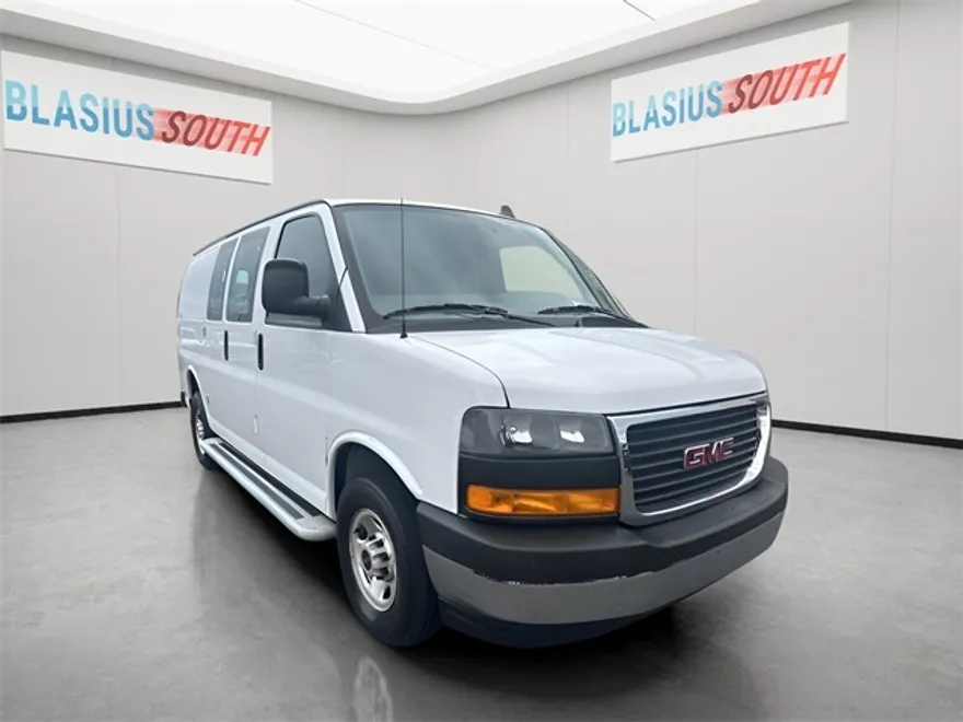 2023 Gmc Savana 2500 Cargo photo 1
