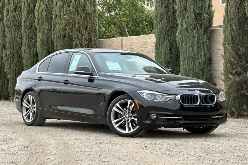 2018 Bmw 330e Sedan photo 1
