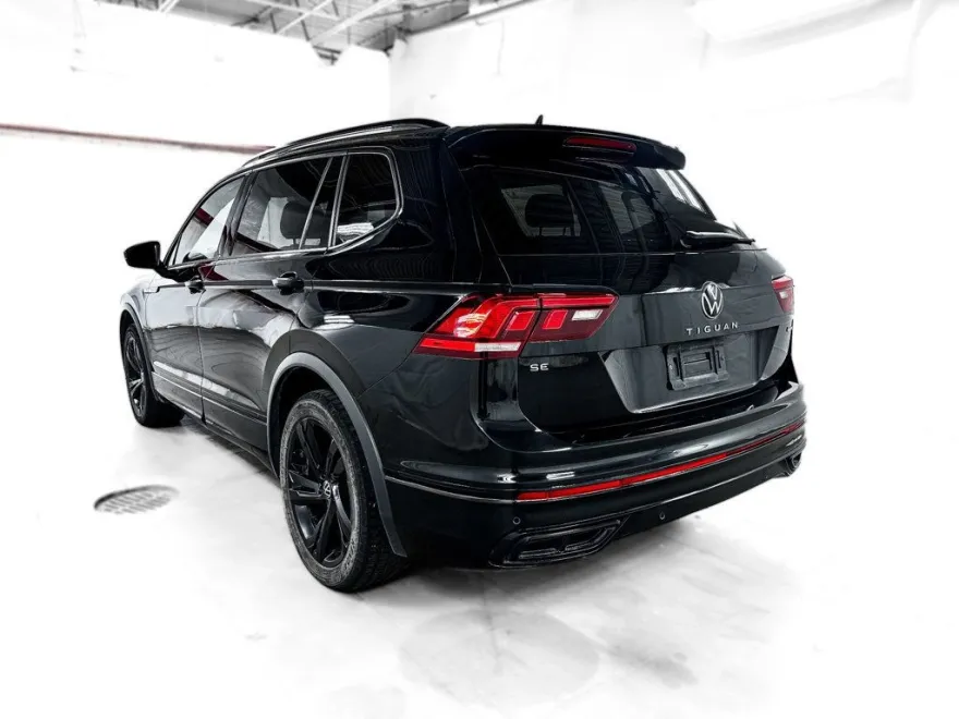 2023 Volkswagen Tiguan SE R-Line Black photo 1