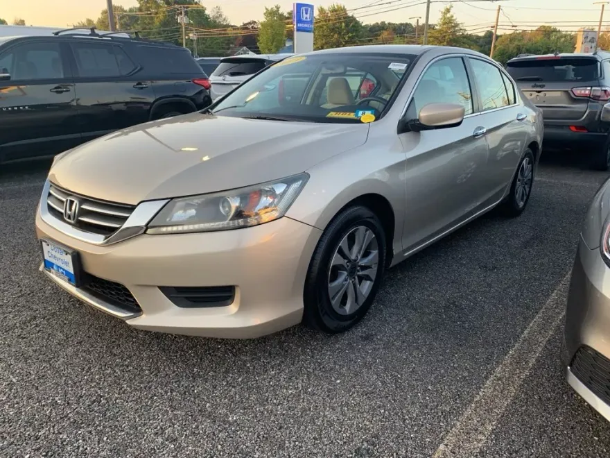2013 Honda Accord LX photo 1