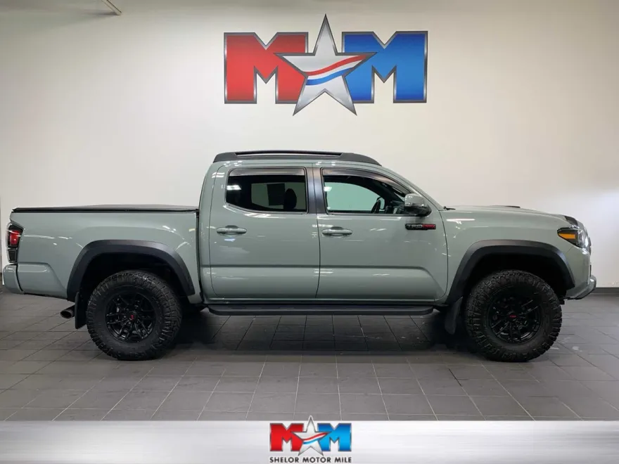 2021 Toyota Tacoma TRD Pro Double Cab V6 photo 1