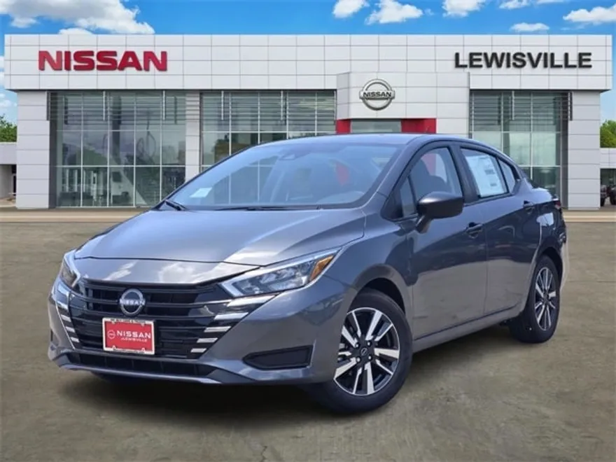 2025 Nissan Versa 1.6 S photo 1