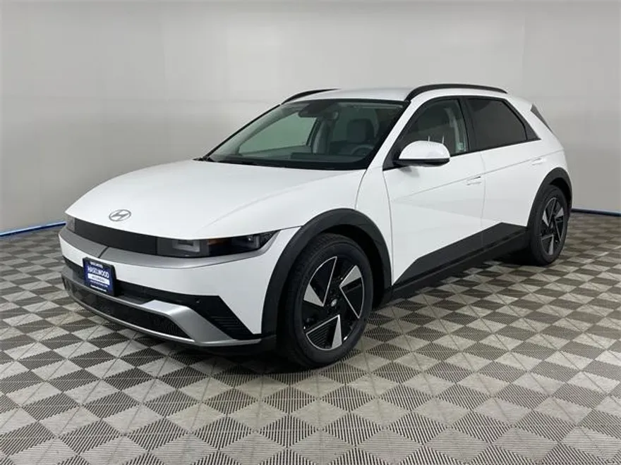2025 Hyundai Ioniq 5 SEL photo 1