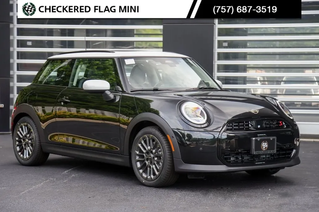 2025 Mini Cooper Hardtop S photo 1