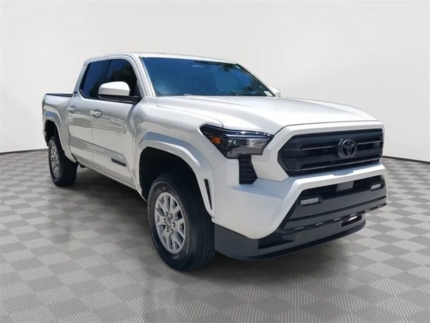 2024 Toyota Tacoma SR5 photo 1