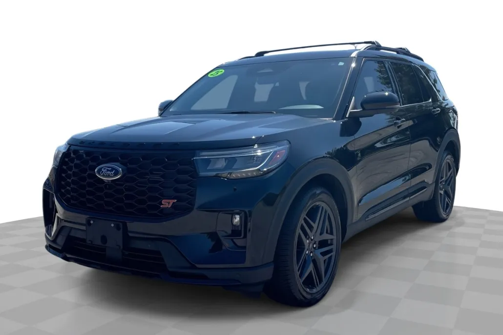 2025 Ford Explorer ST photo 1