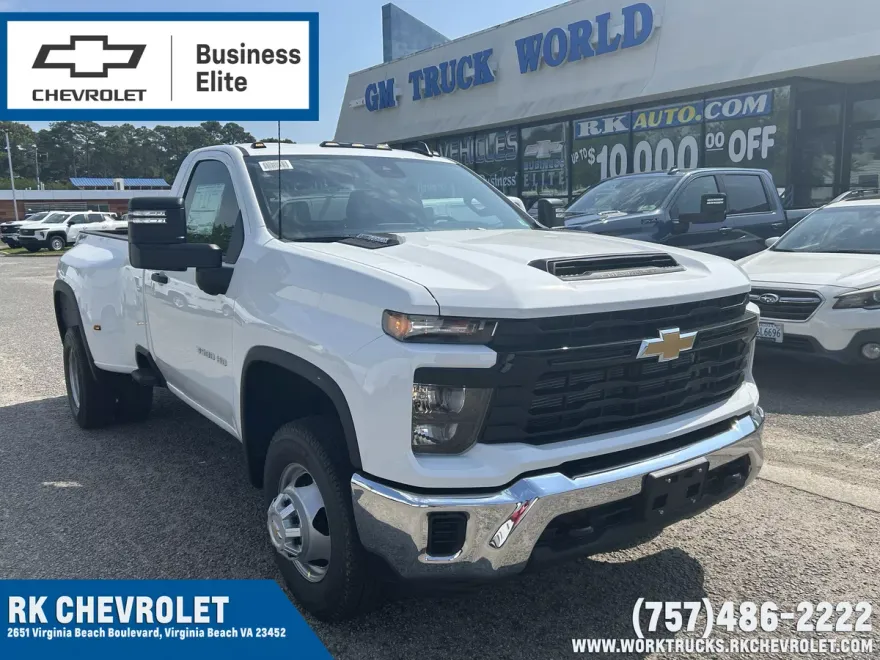 2025 Chevrolet Silverado 3500HD photo 1
