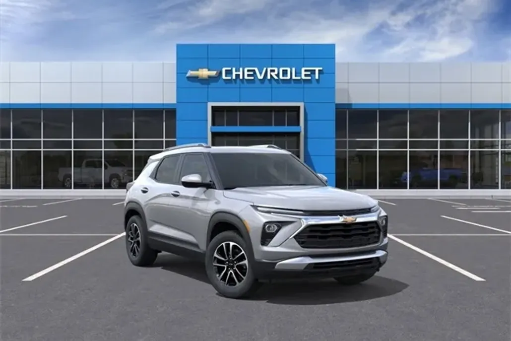 2026 Chevrolet Trailblazer LT photo 1