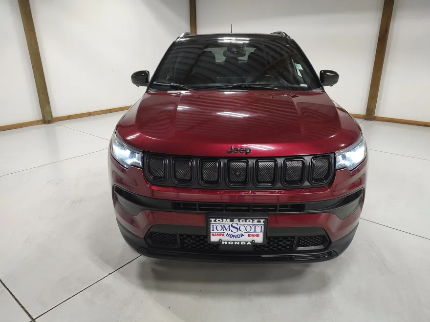 2022 Jeep Compass Latitude photo 1