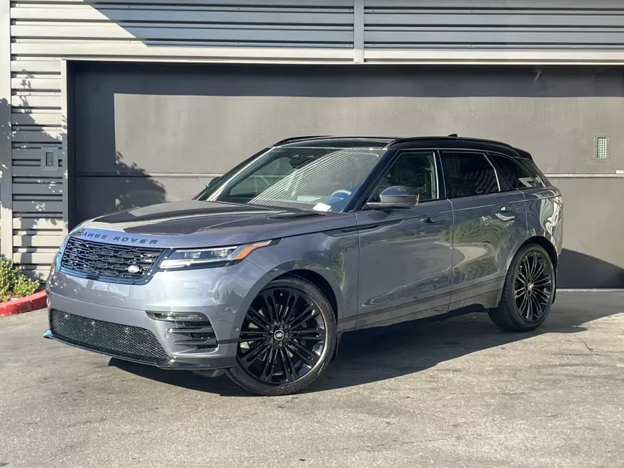 2026 Land Rover Range Rover Velar P250 Dynamic SE photo 1